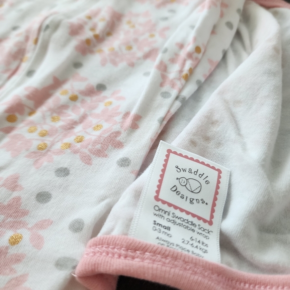 Swaddle Design one piece(2) - Picture 3 of 7